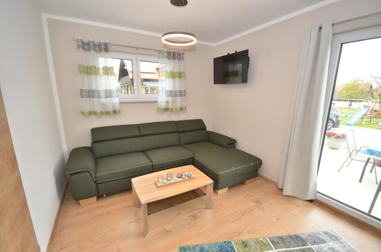 Ferienhaus Tonart Nestelbach bei Graz エクステリア 写真